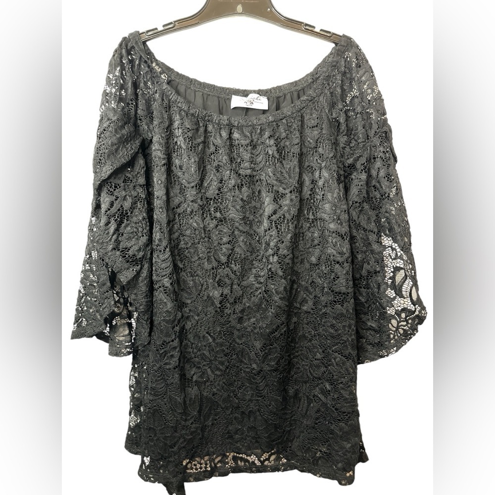 Daniali Black Lace Bell Sleeve Women's Top